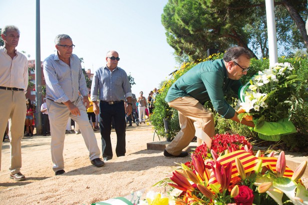 Ciutat 2014/2015, Diada 11 setembre, ofrena floral