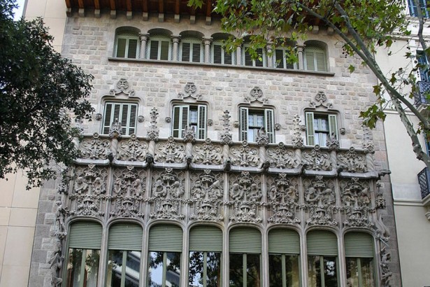 Palau Baró de Quadras