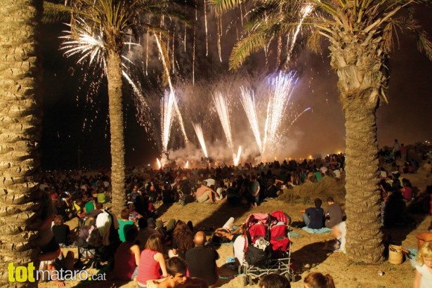 Pirotecnia Tomàs i Focs artificials dia 27 de Santes