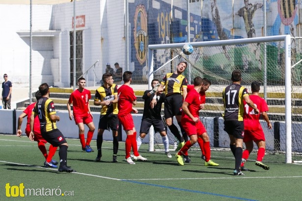 Futbol CE Mataró - Guineueta