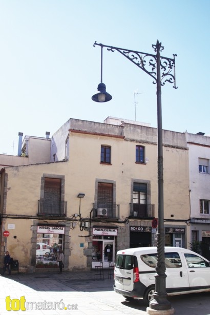 Fanal antic de la plaça Gran