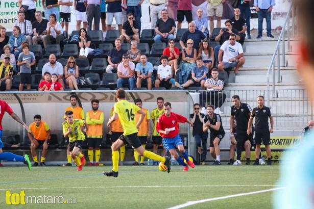 Futbol CE Mataró - Guineueta