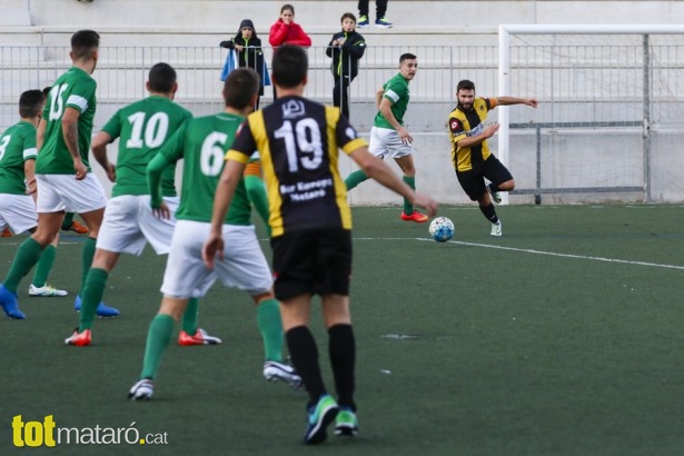 Futbol CE Mataró - Badia