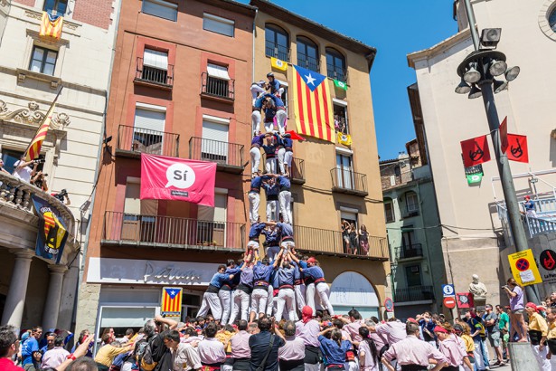 Els 3 de 9 dels Capgrossos a Berga